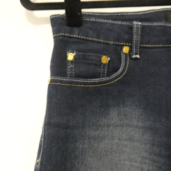 ROXY JEANS | size 26 | Denim Shorts | Rolled Bottom Hem | Stitched Back Pockets - Picture 3 of 14